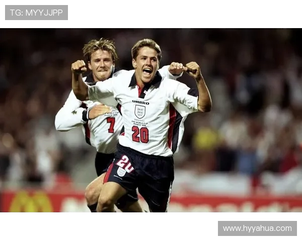 聚焦足球运动员成长轨迹与赛场传奇奋斗故事全景解读魅力篇章汇编 聚焦足球运动员成长轨迹与赛场传奇奋斗故事全景解读魅力篇章汇编