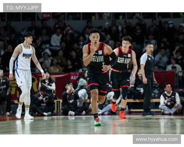 今天CBA精彩回放北京队对阵深圳队全场比赛精彩瞬间回顾